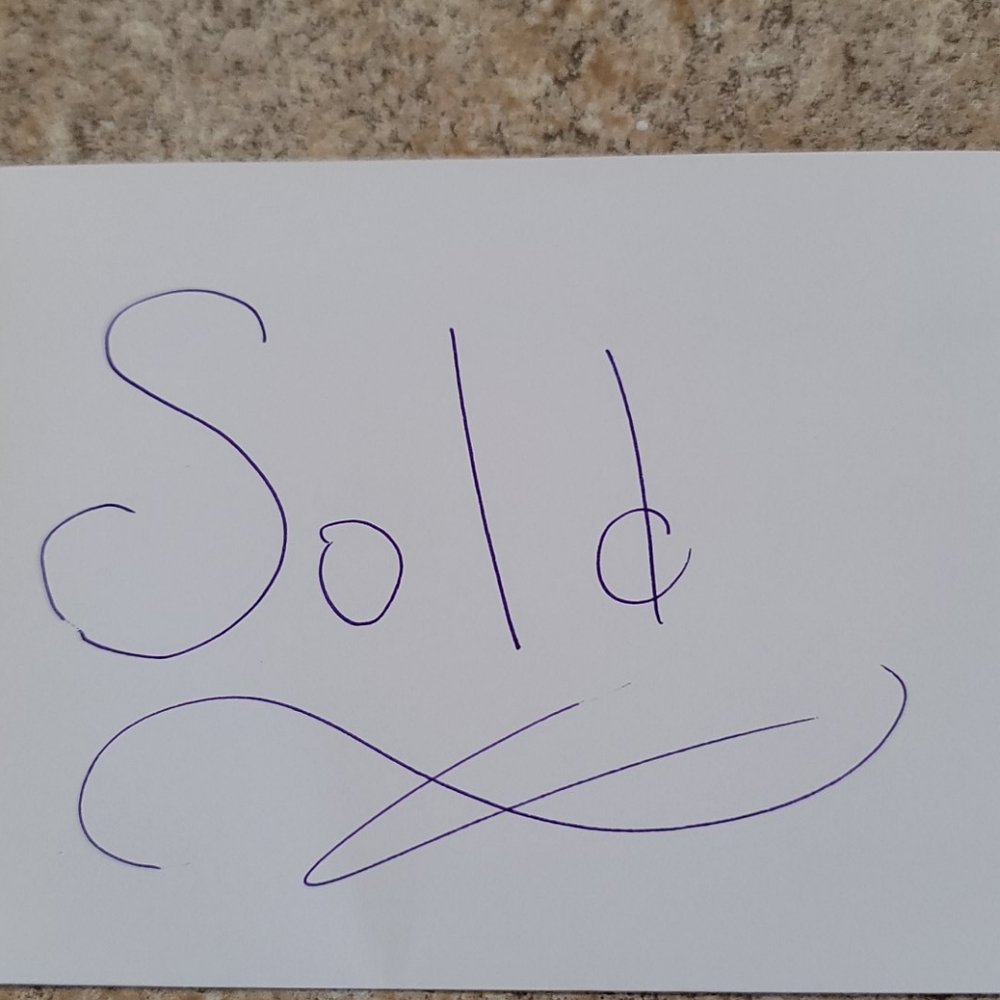 Sold.........Olaplex no 6 Bond Smoother